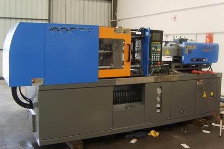 果筐注塑機(jī)廠家如何選擇比較好？需重視這些因素！