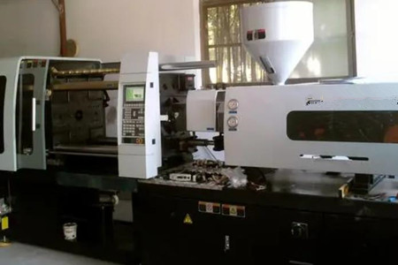 二手注塑機(jī)與新機(jī)的差別，如何分辨二手機(jī)好壞？