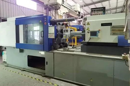 大型二板注塑機(jī)導(dǎo)軌腐蝕了如何修復(fù)？